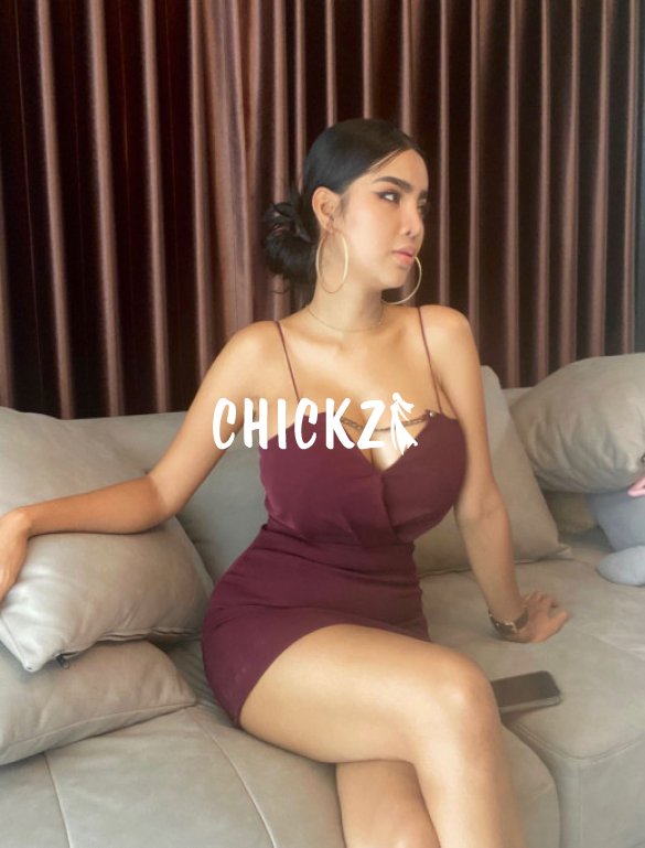 Somya patel low price genuine sarvice top model genuine call girls sarvice