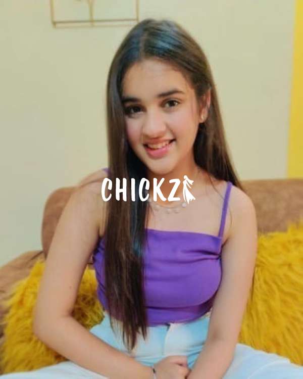 Want to meeting with female and house wife and girls