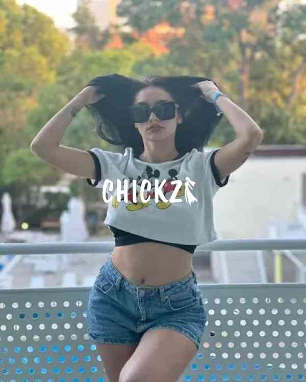 Original Photos And Phone Numbers With Safe Service