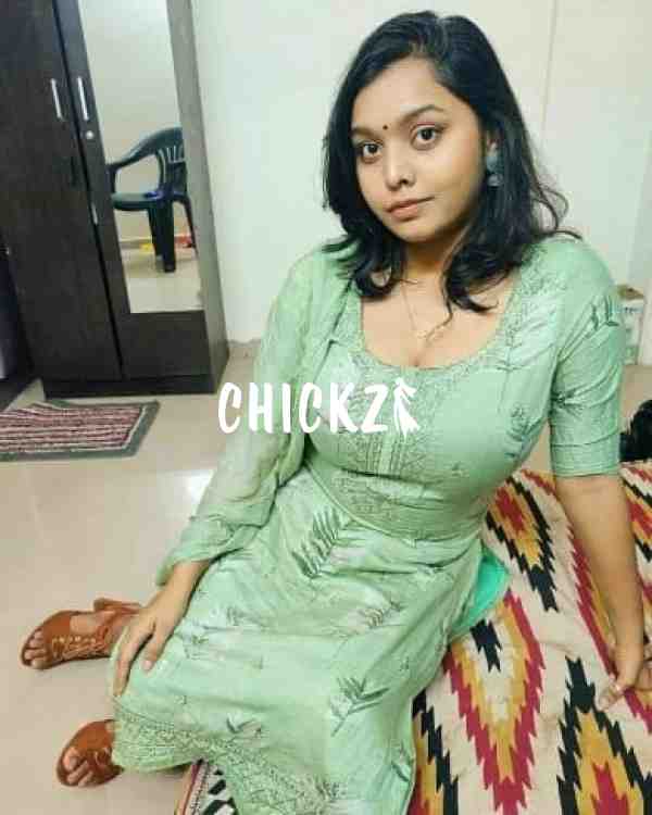 Want to meeting with female and house wife and girls