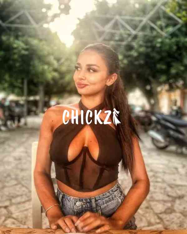 Call me I will drive you crazy with pleasure with my soft body